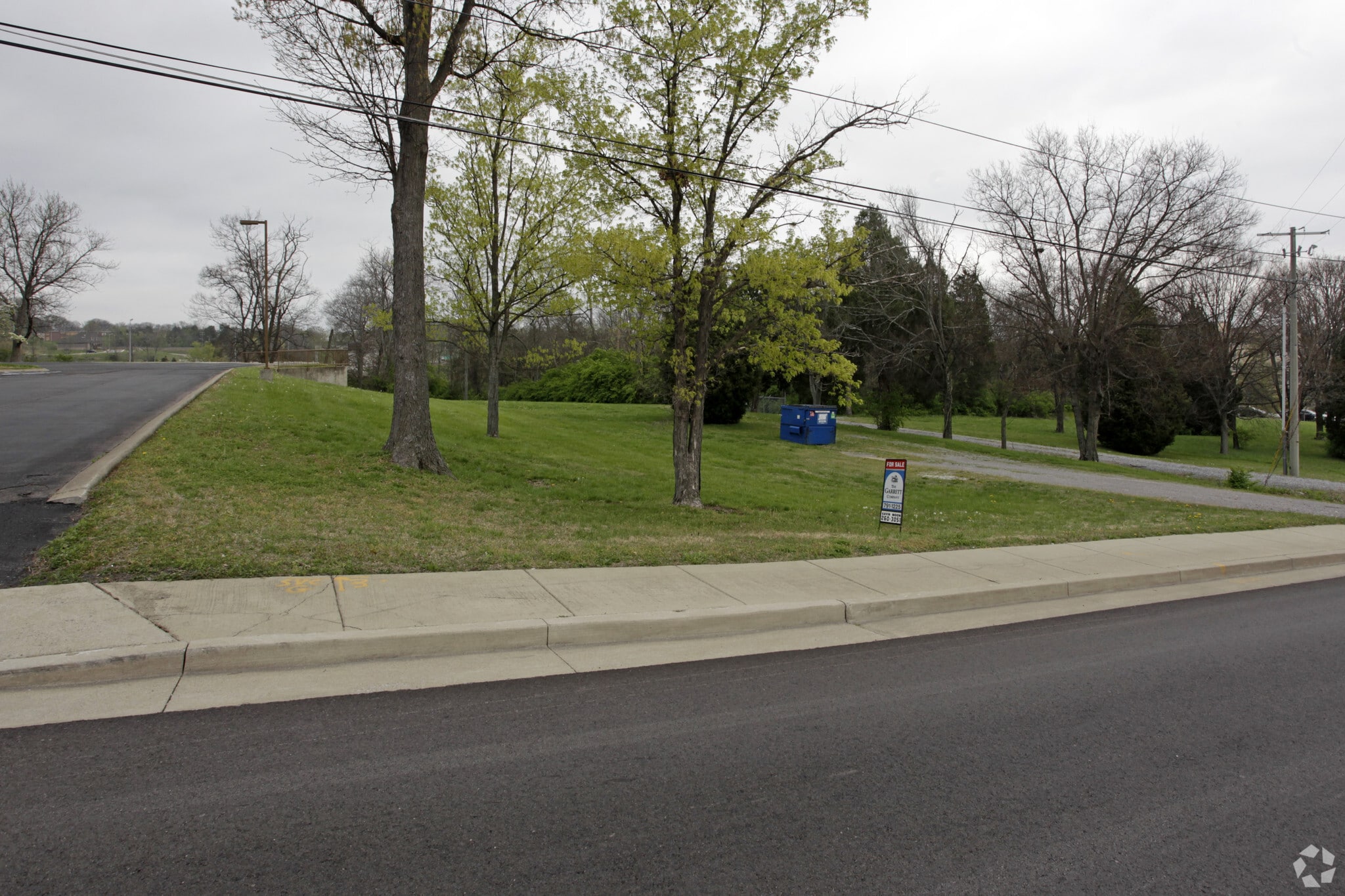 624 Due West Ave, Madison, TN for sale Primary Photo- Image 1 of 3