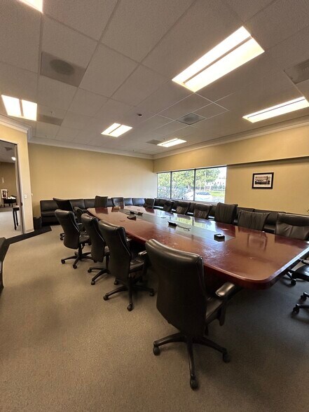 5020 Franklin Dr, Pleasanton, CA à louer - Photo intérieure - Image 3 de 7