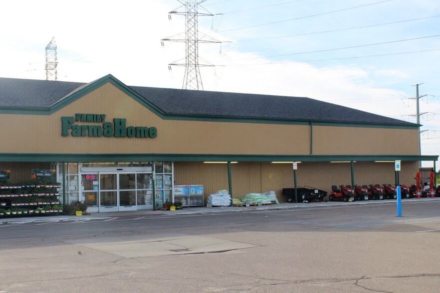 66090-66082 Van Dyke Rd, Washington, MI à vendre - Autre - Image 3 de 6