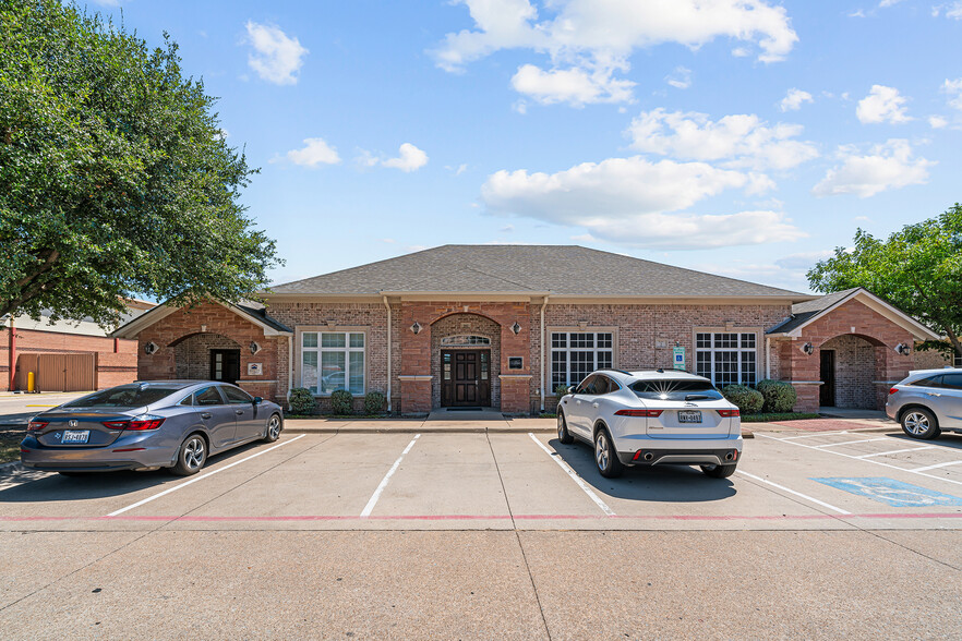 18170 Dallas Pky, Dallas, TX for lease - Building Photo - Image 1 of 17