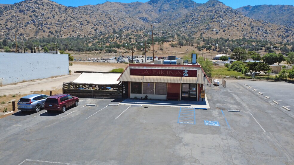 6106 Lake Isabella Blvd, Lake Isabella, CA à vendre - Photo du bâtiment - Image 3 de 12