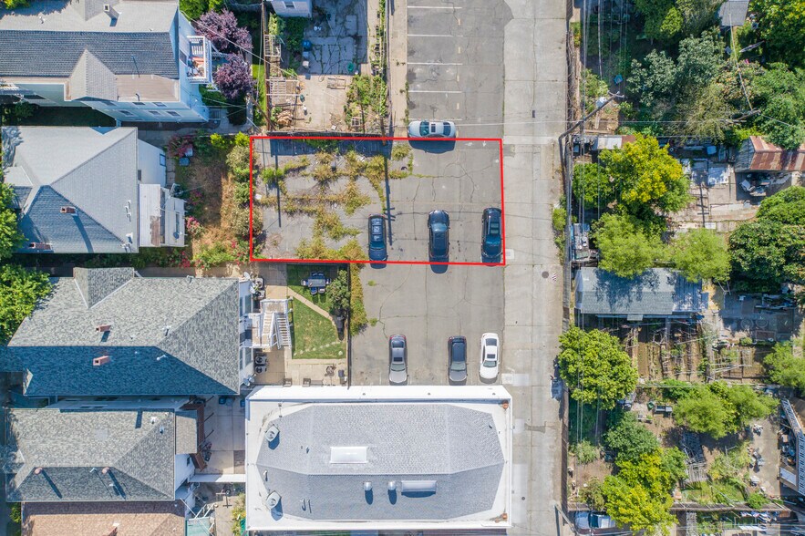 915-920 Tomato Aly, Sacramento, CA for sale - Building Photo - Image 2 of 5