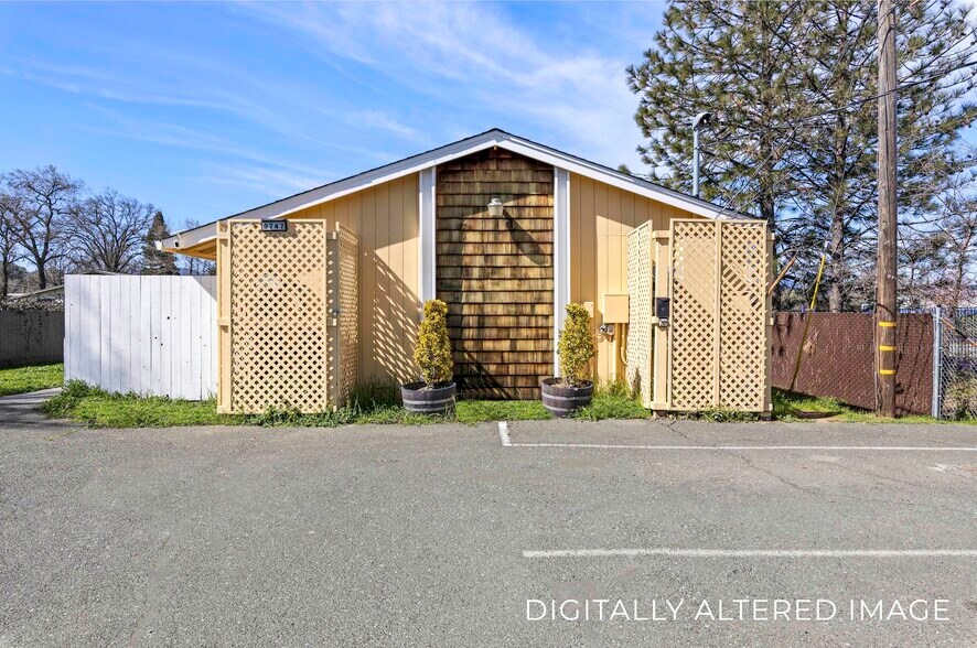 9747 Winchester St, Lower Lake, CA à vendre - Photo du bâtiment - Image 3 de 32