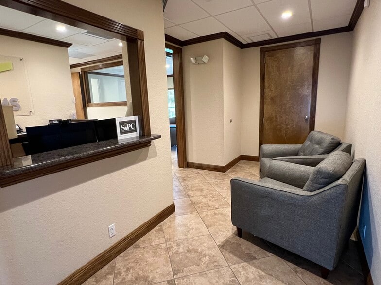 270 Central Blvd, Jupiter, FL for lease - Building Photo - Image 2 of 12