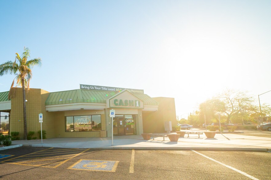 4355 E University Dr, Mesa, AZ à louer - Photo du bâtiment - Image 3 de 3