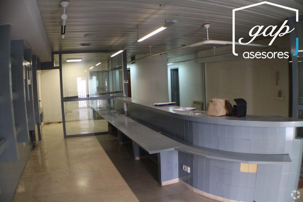 Office in Cuenca, Cuenca for lease Interior Photo- Image 1 of 4