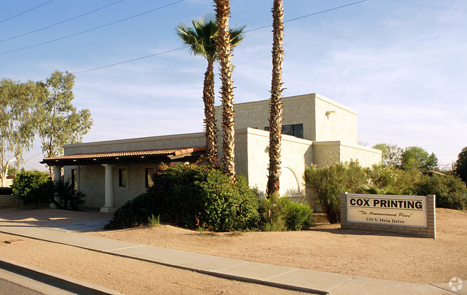 135 S Mesa Dr, Mesa, AZ for lease - Primary Photo - Image 1 of 1