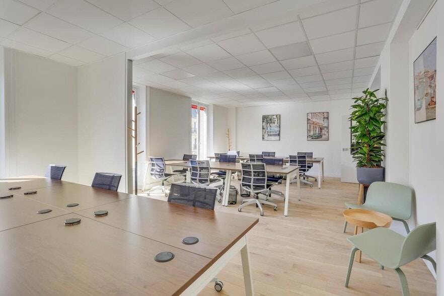 29 Rue Taitbout, Paris for lease - Building Photo - Image 2 of 15