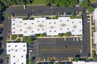 740 Pasquinelli Dr, Westmont, IL - AERIAL  map view - Image1