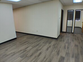 2000 N Central Expy, Plano, TX for lease Interior Photo- Image 2 of 9