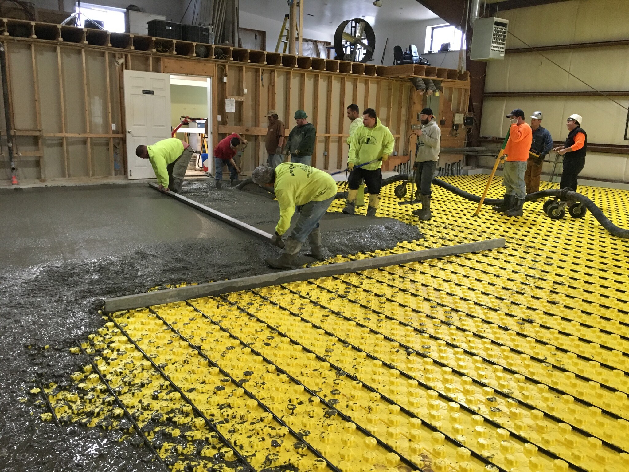 4 Katie Marie Dr, Bourne, MA à vendre Photo principale- Image 1 de 5