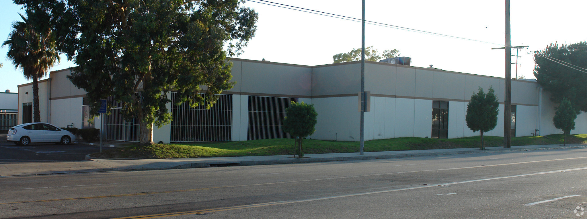 1902 E Dominguez St, Carson, CA for lease Primary Photo- Image 1 of 4