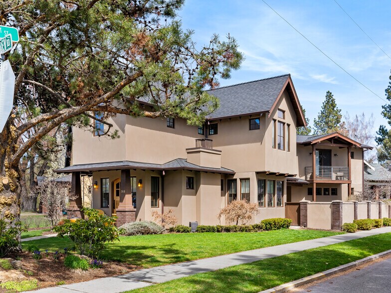1506 NW Awbrey Rd, Bend, OR à vendre - Photo du bâtiment - Image 2 de 41