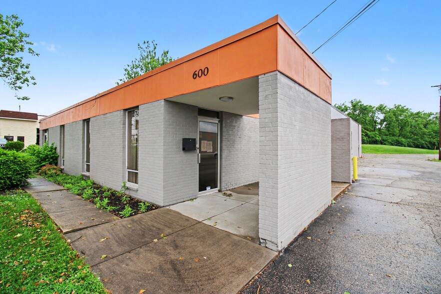 600 Northland Blvd, Forest Park, OH for sale - Building Photo - Image 3 of 31