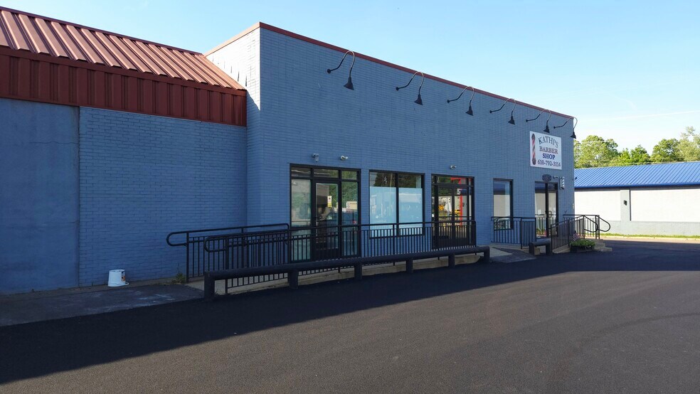 43 E Bridge St, Spring City, PA à louer - Photo du bâtiment - Image 3 de 18
