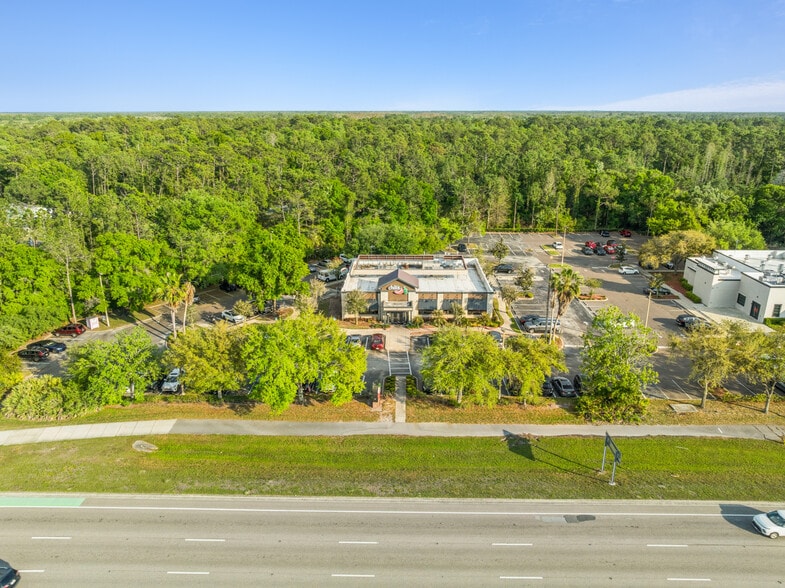 17643 Bruce B Downs Blvd, Tampa, FL for sale - Building Photo - Image 3 of 9