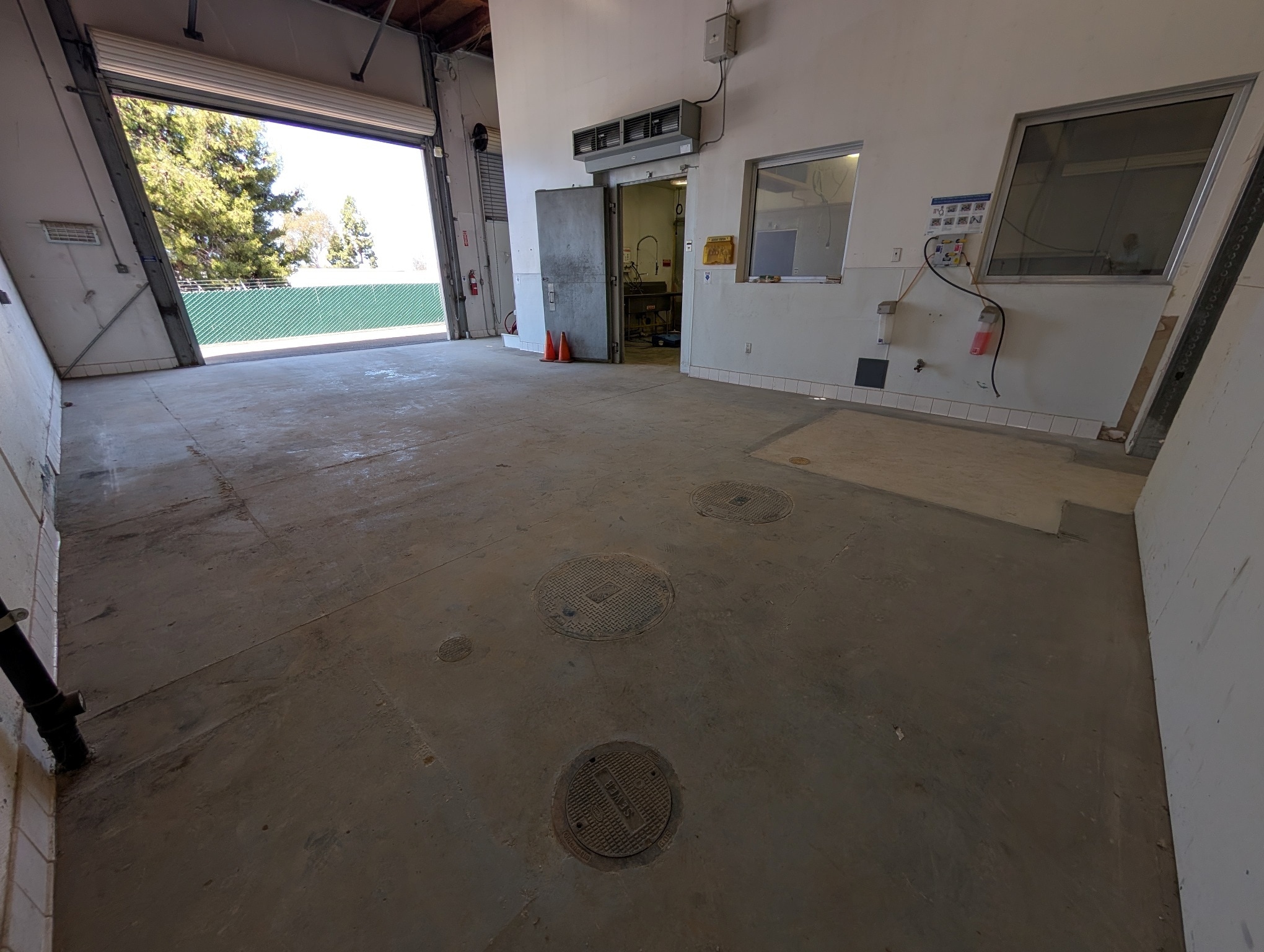 8252-8280 Clairemont Mesa Blvd, San Diego, CA à louer Photo intérieure- Image 1 de 6