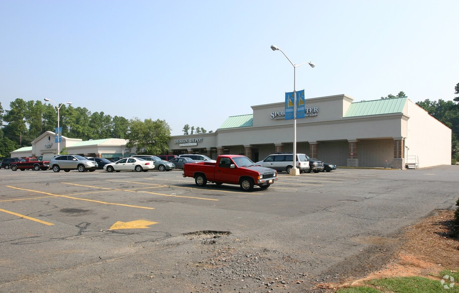 4076-4100 Charlotte Hwy, Lake Wylie, SC for lease - Primary Photo - Image 1 of 6