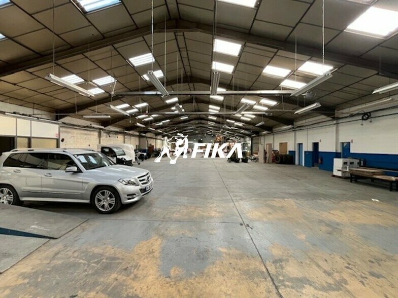 Flex in Muret for sale - Interior Photo - Image 2 of 8