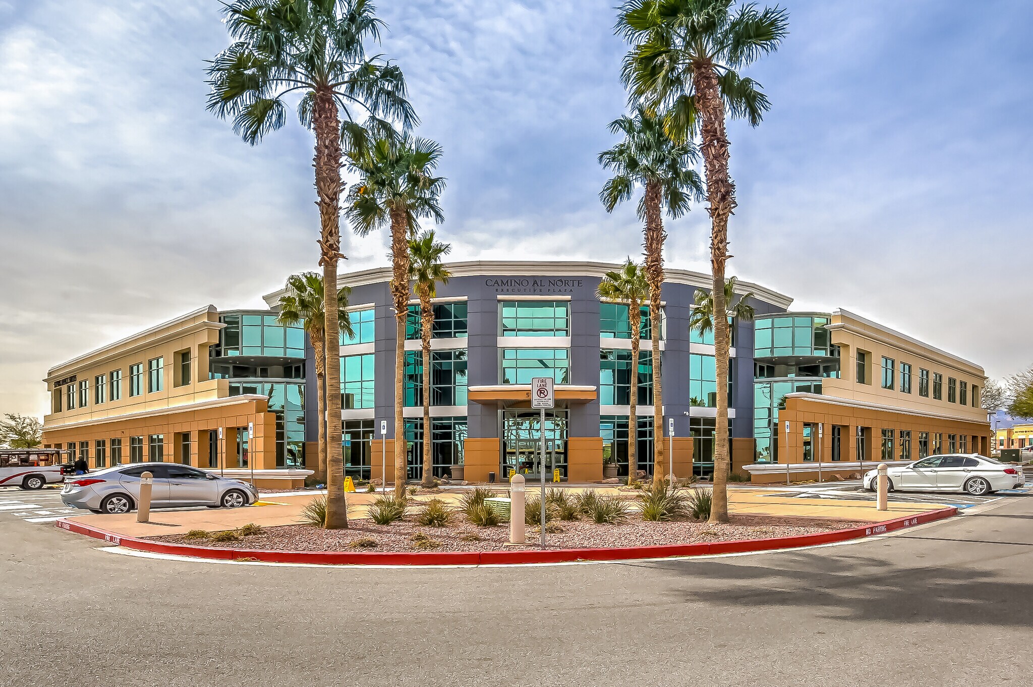 5135 Camino Al Norte Rd, North Las Vegas, NV à louer Photo principale- Image 1 de 14