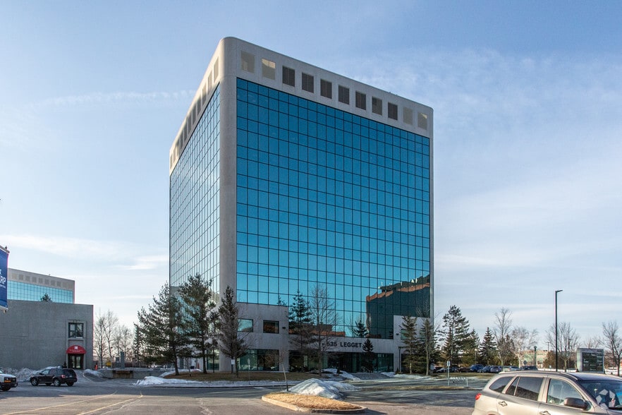 535 Legget Dr, Ottawa, ON for lease - Building Photo - Image 3 of 6