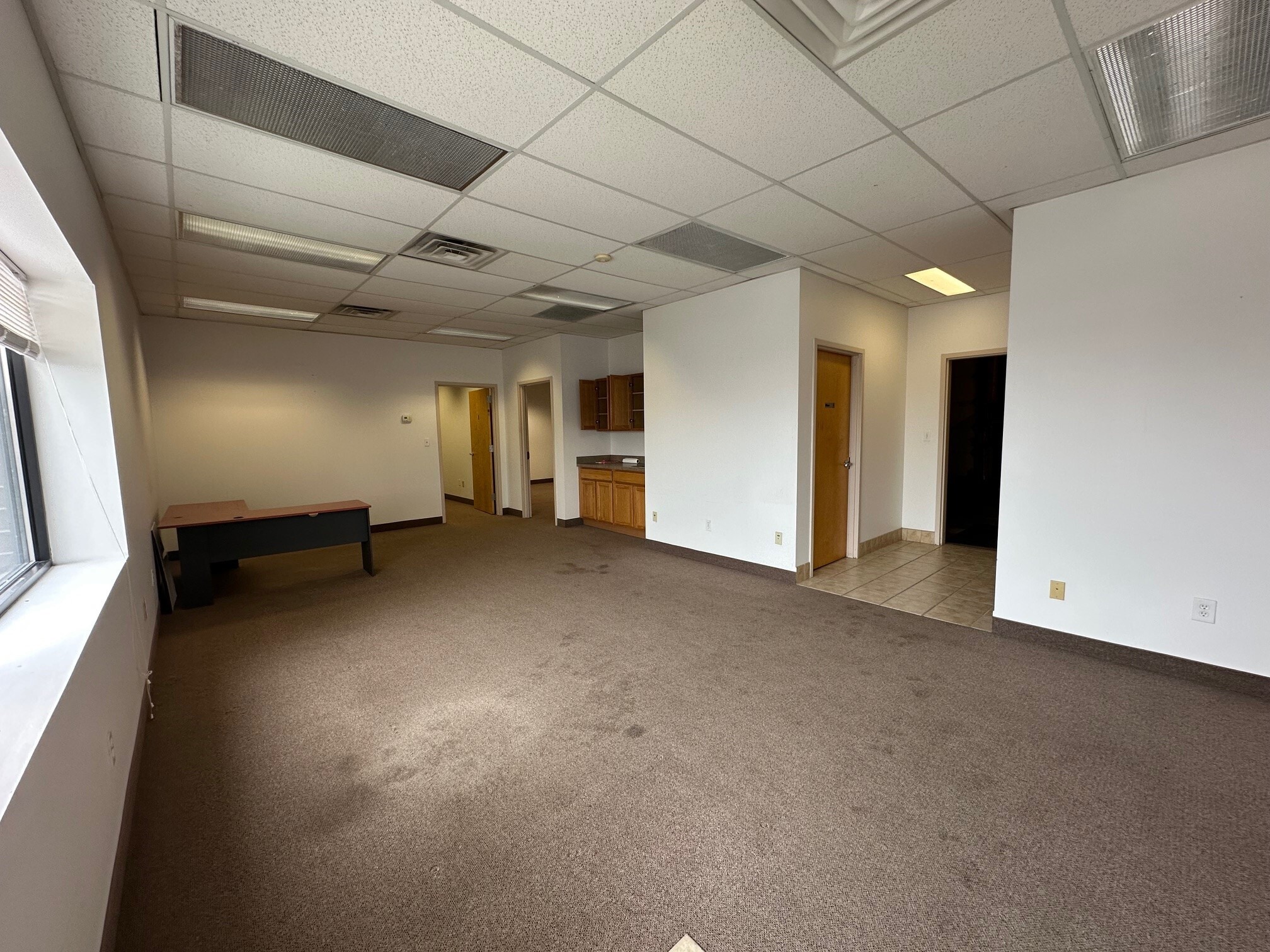 4906-4920 Van Epps Rd, Brooklyn Heights, OH for lease Building Photo- Image 1 of 9