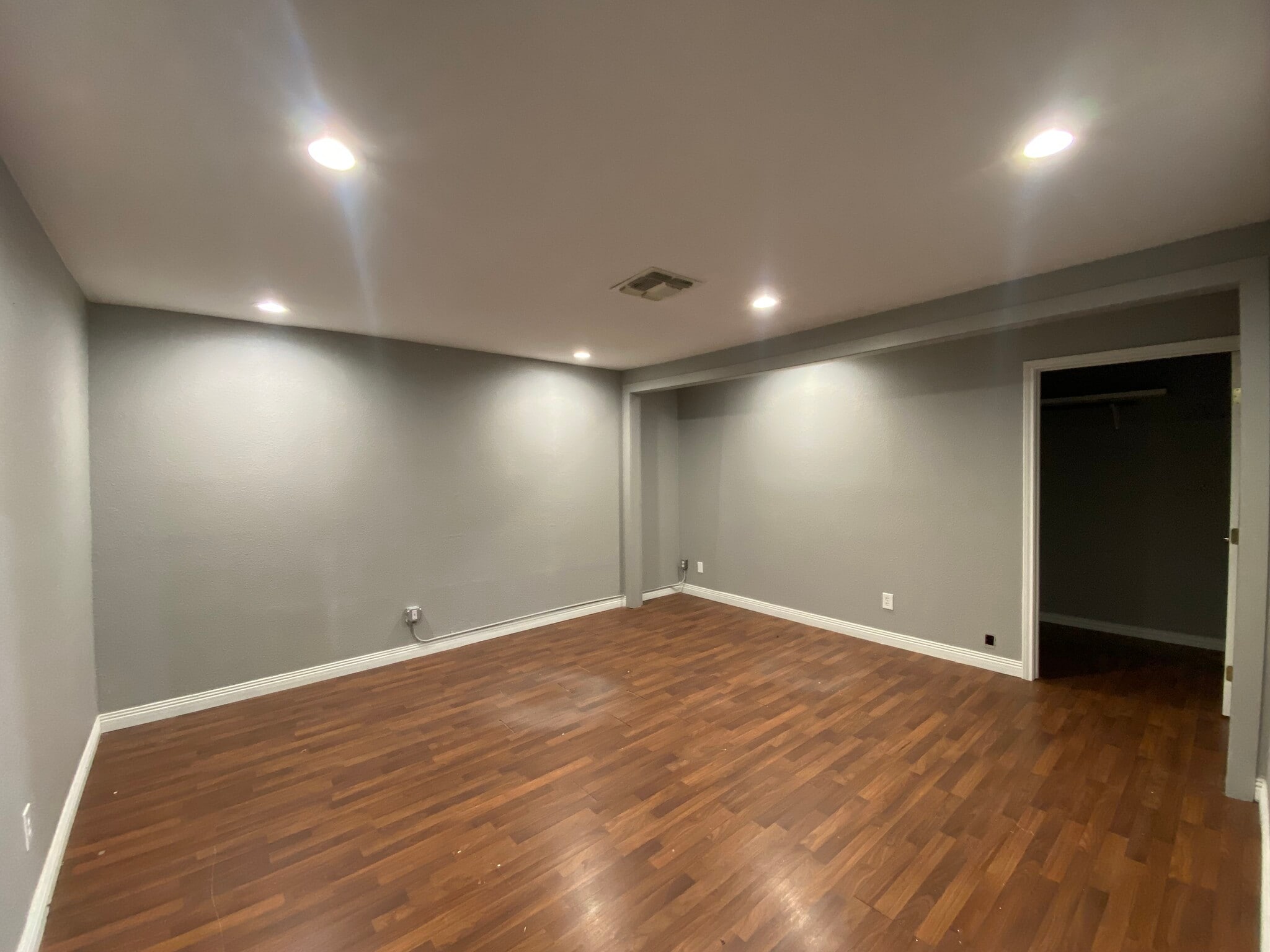 1002 W Huisache Ave, San Antonio, TX for lease Interior Photo- Image 1 of 2