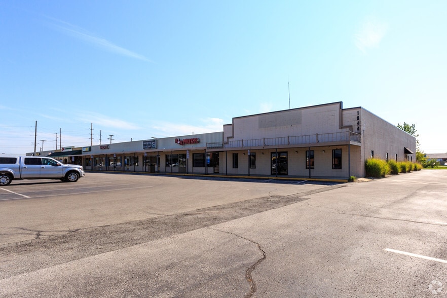 1014-1044 E Main St, Brownsburg, IN à vendre - Photo principale - Image 1 de 9