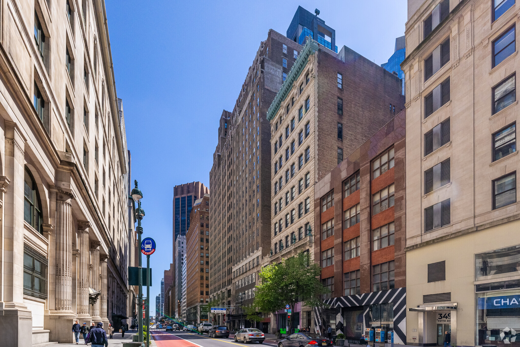 16 E 34th St, New York, NY for lease Building Photo- Image 1 of 16