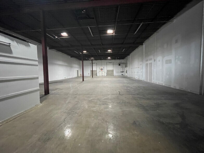 1532-1552 Two Pl, Memphis, TN for lease - Interior Photo - Image 3 of 5