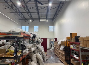 1585 Beverly Ct, Aurora, IL à louer Photo intérieure- Image 2 de 5