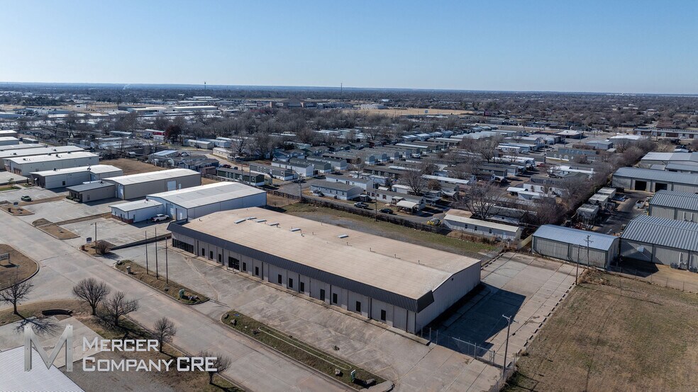 8317 Gateway Ter, Oklahoma City, OK à vendre - Photo du bâtiment - Image 1 de 9
