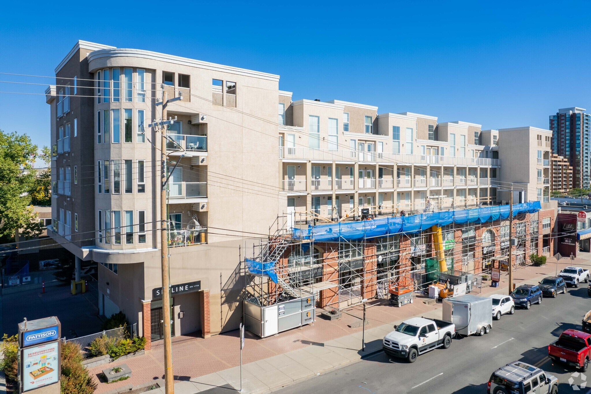 1510-1540 SW 17 Ave, Calgary, AB à vendre Photo du bâtiment- Image 1 de 1