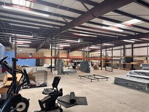 3650 Iles Ave, Farmington, NM for lease Interior Photo- Image 2 of 4