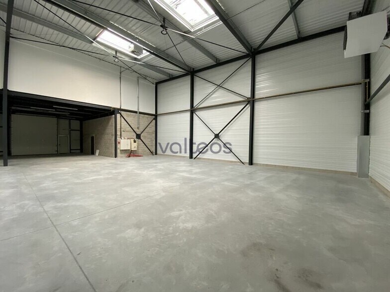 Flex in Toulouse for sale - Building Photo - Image 3 of 6
