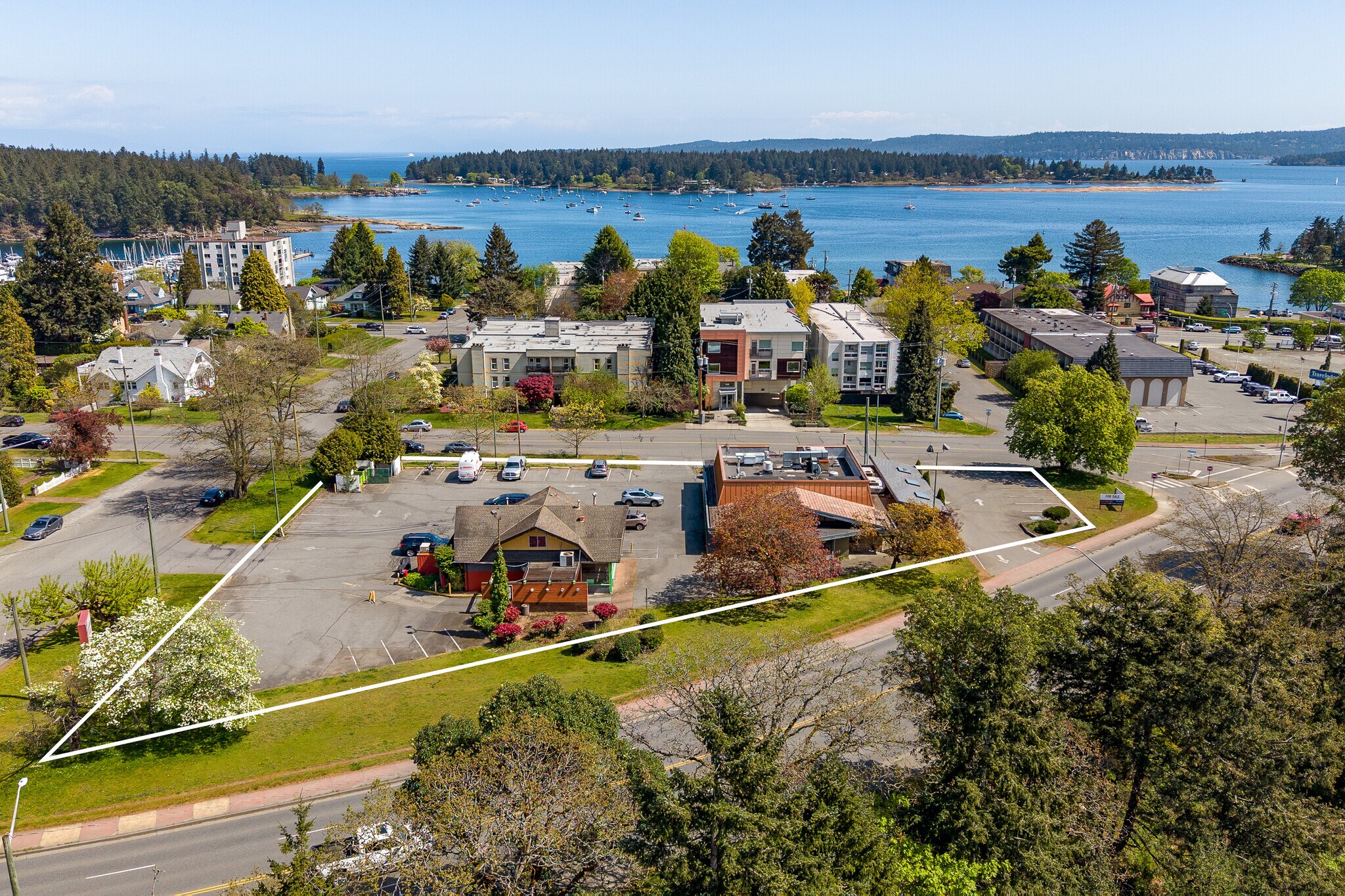 130 Terminal Av N, Nanaimo, BC for sale Building Photo- Image 1 of 9