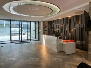 Office in Lyon for lease Building Photo- Image 2 of 15