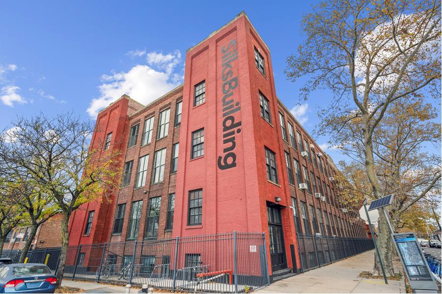 37-24 24th St, Long Island City, NY for lease Building Photo- Image 1 of 6
