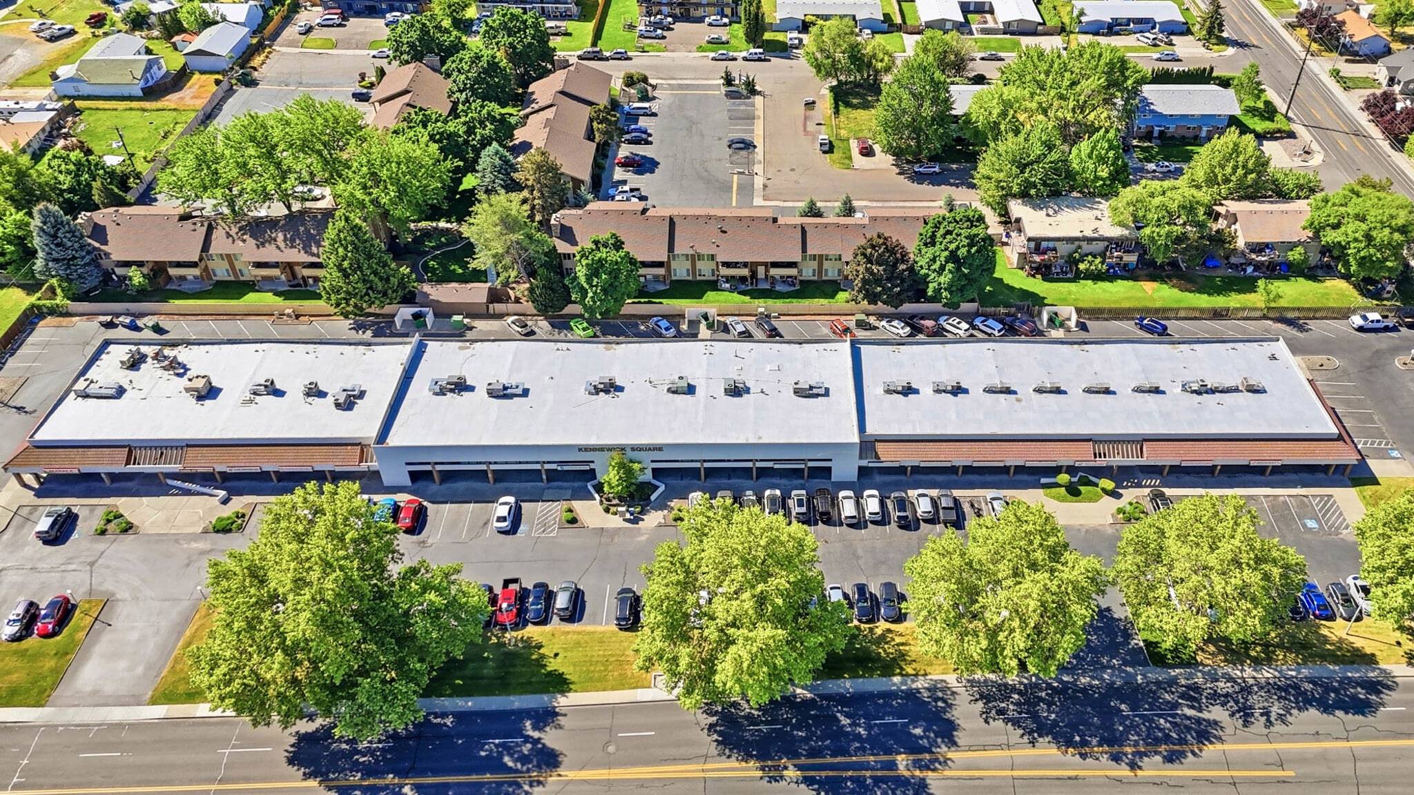 3321 W Kennewick Ave, Kennewick, WA for lease Interior Photo- Image 1 of 6
