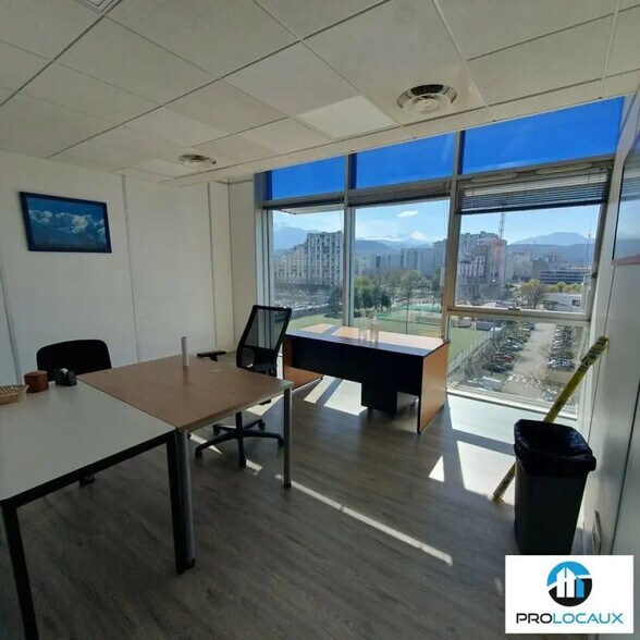 Bureau dans Grenoble à vendre - Photo intérieure - Image 2 de 24