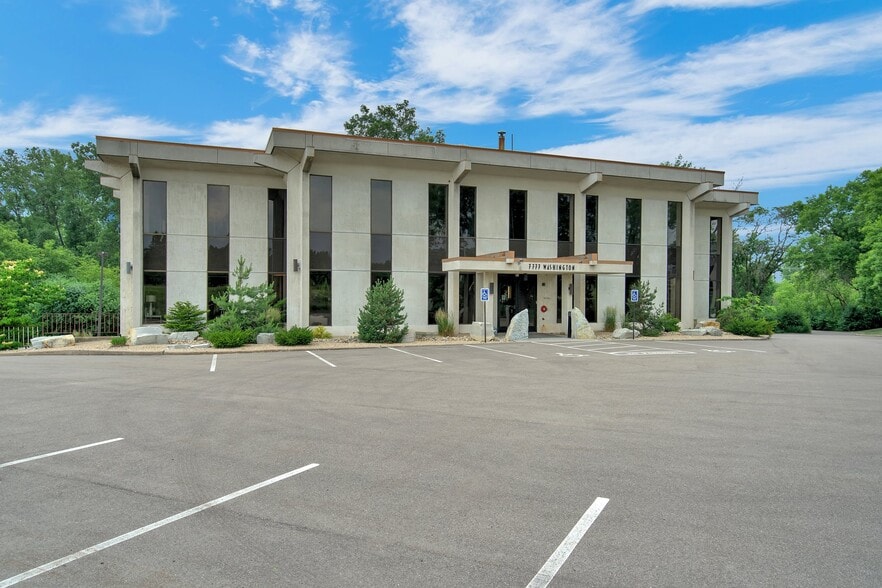 7777 Washington Ave S, Minneapolis, MN for sale - Building Photo - Image 3 of 18