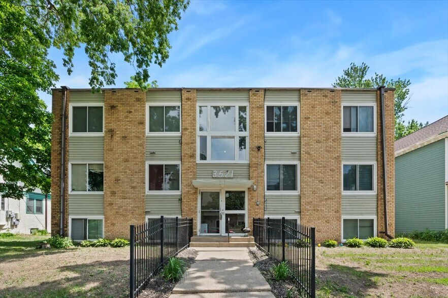 3521 12th Ave S, Minneapolis, MN à vendre - Photo du bâtiment - Image 3 de 5
