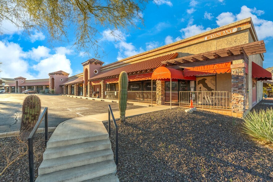 7275 E Easy St, Carefree, AZ à louer - Photo du bâtiment - Image 3 de 9