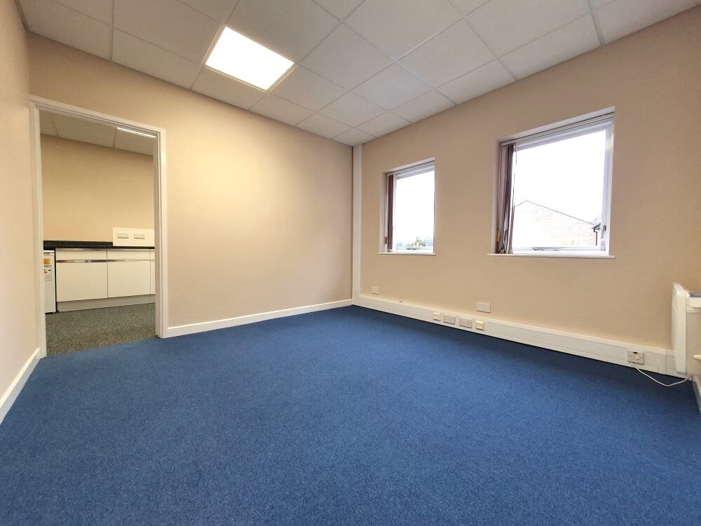 Alvescot Rd, Carterton à louer Photo intérieure- Image 1 de 3