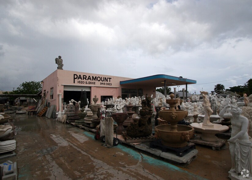 1620 S Dixie Hwy, Pompano Beach, FL à vendre - Photo du bâtiment - Image 3 de 42