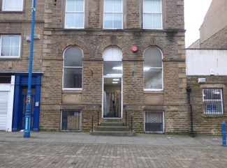 Plus de détails pour 22-22A Byram St, Huddersfield - Vente au détail à vendre