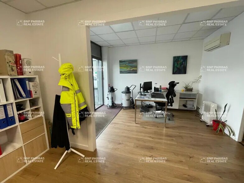 Flex in Montrabé for lease - Building Photo - Image 3 of 27