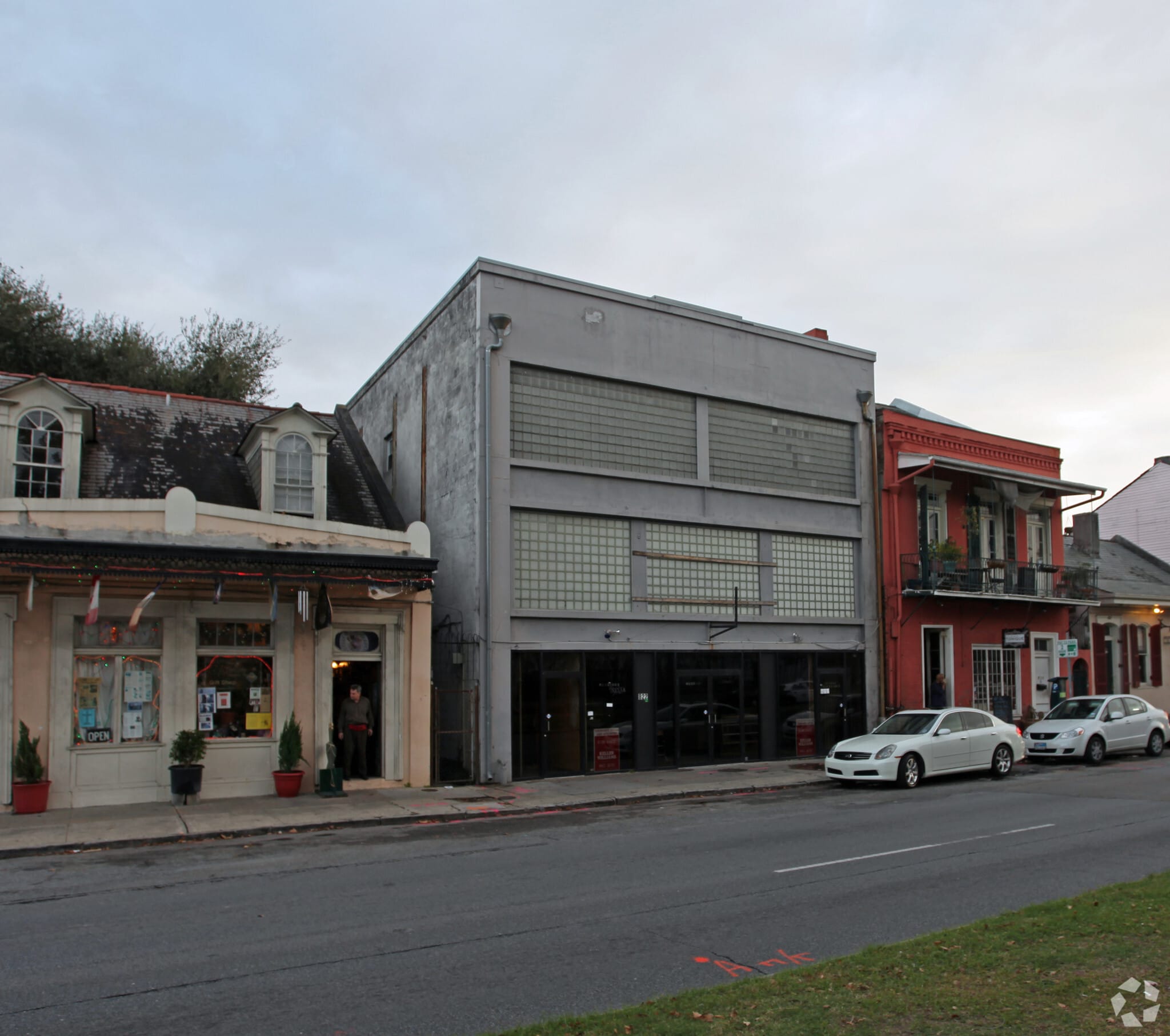 822 N Rampart St, New Orleans, LA for lease Primary Photo- Image 1 of 10