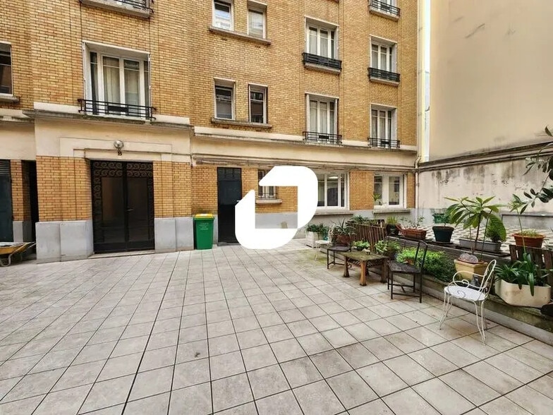 Rue Duvergier, Paris for lease - Building Photo - Image 2 of 9