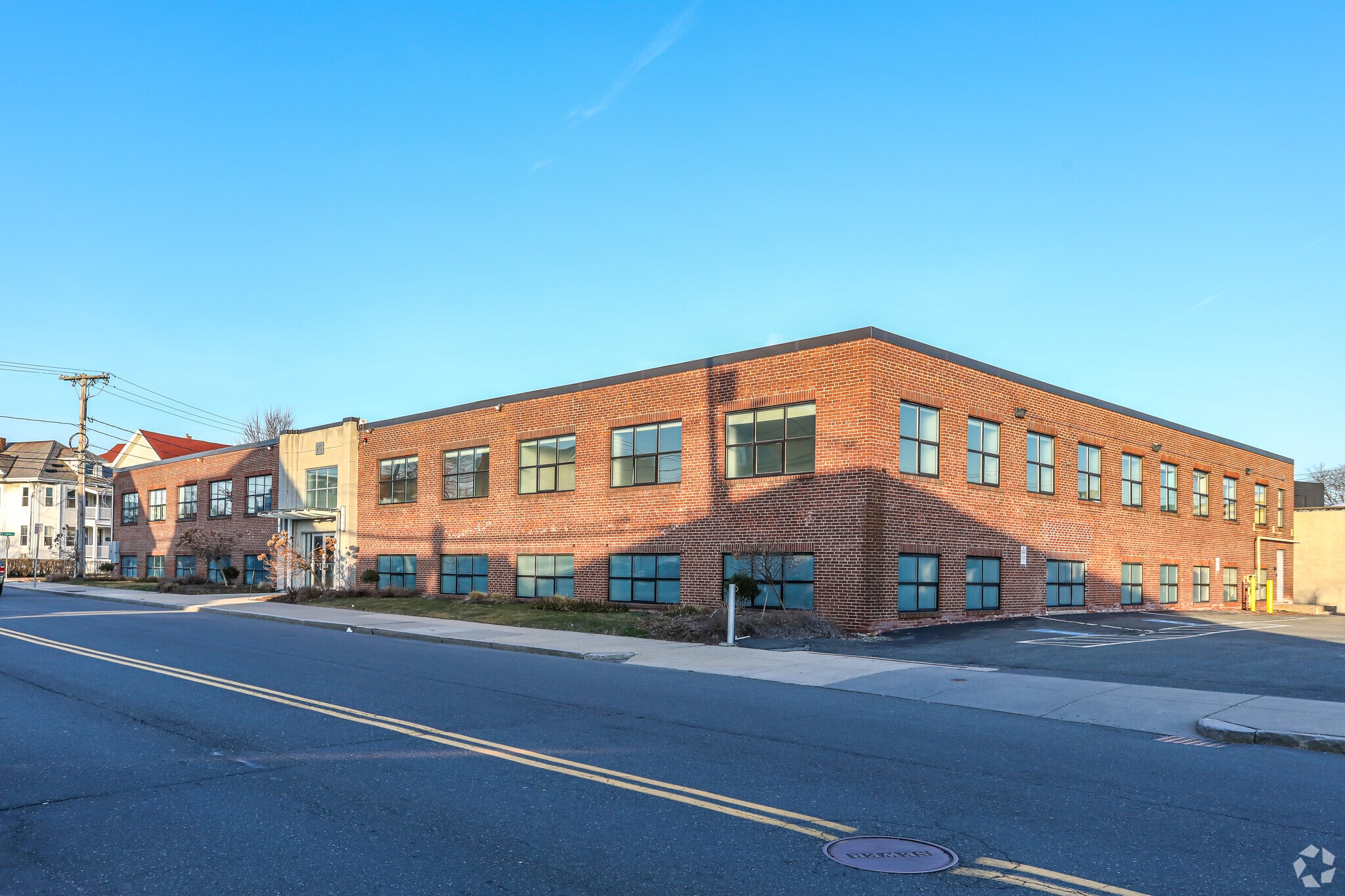 85 School St, Watertown, MA for lease Primary Photo- Image 1 of 6